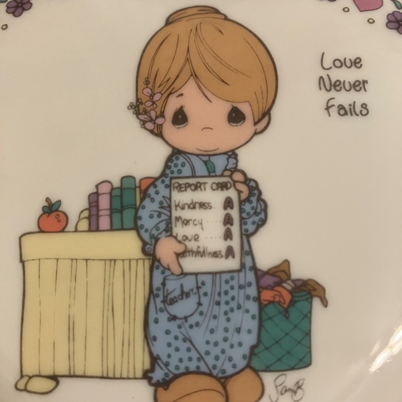 Adorable Precious Moments china trinket heart shaped box! - Picture 6 of 16